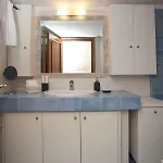 New Stylish And Cozy House Near Metro Station Апартаменты