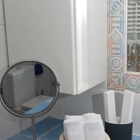 New Stylish And Cozy House Near Metro Station Thessaloniki