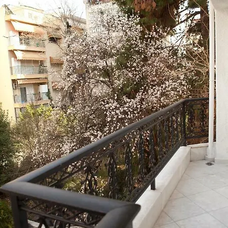 New Stylish And Cozy House Near Metro Station