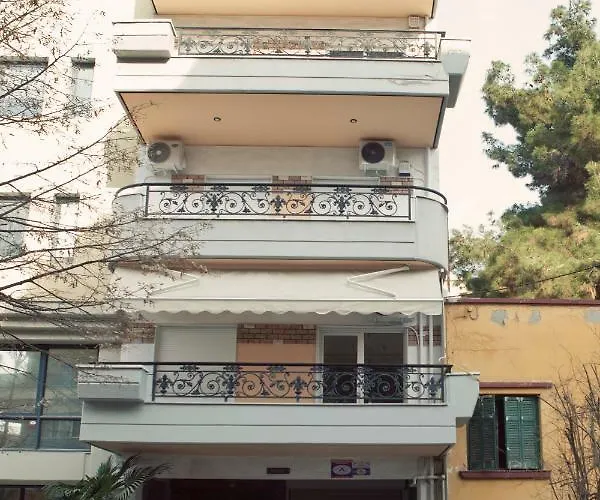 New Stylish And Cozy House Near Metro Station Thessaloníki