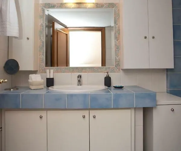 New Stylish And Cozy House Near Metro Station Lägenhet